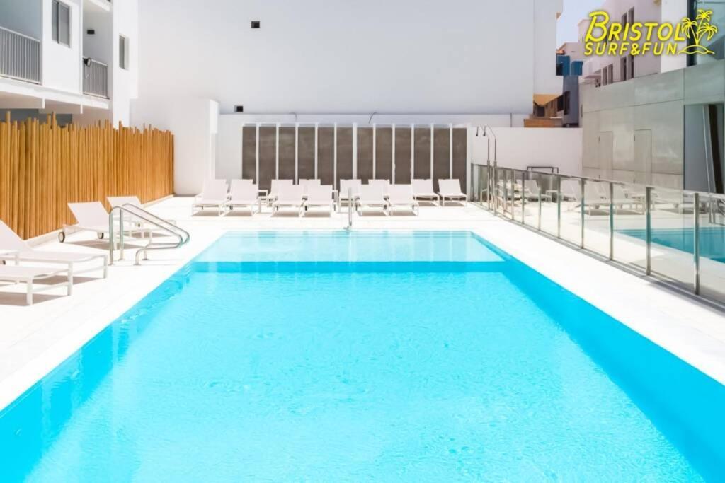 B-Rent Bristol Beach Surf & Fun Corralejo Esterno foto