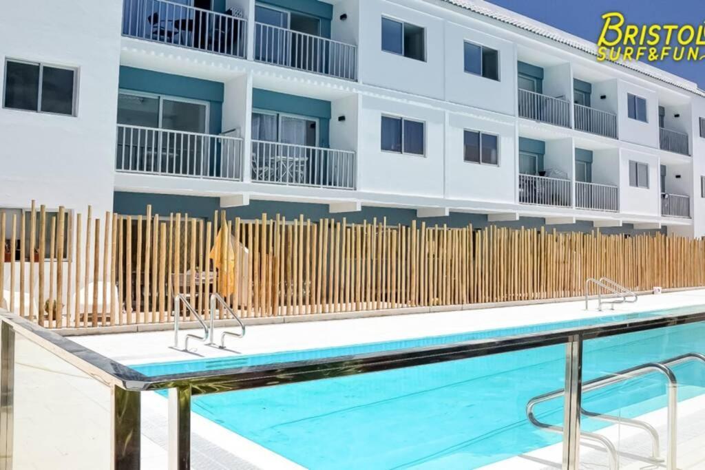 B-Rent Bristol Beach Surf & Fun Corralejo Esterno foto