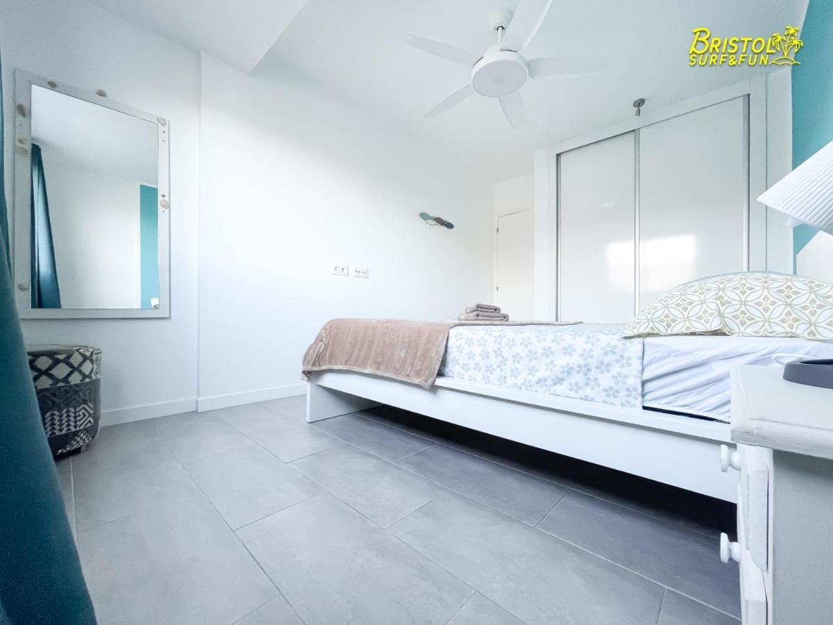 B-Rent Bristol Beach Surf & Fun Corralejo Esterno foto